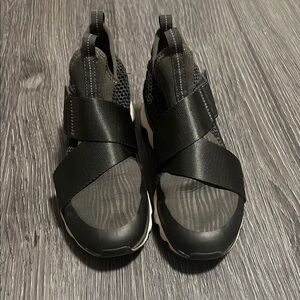 Sorel Black and Gray Slip-On Sneakers with Elastic Straps